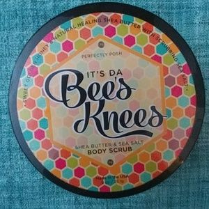 Perfectly Posh Bee's Knees sea salt body scrub